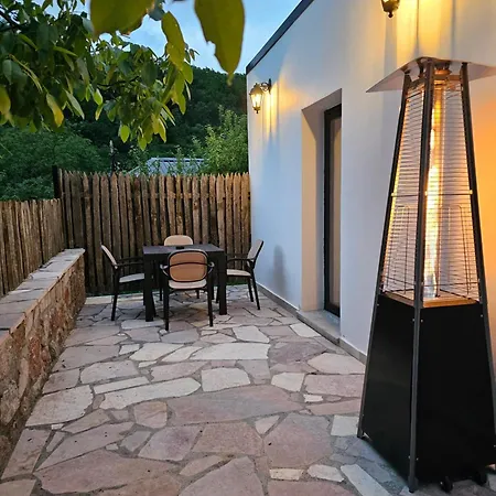 Vacation Home Domgjon Rreshen Exterior photo